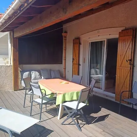 Casa vacanze Maison Vue Paranomique Saint Pierre La Fleury (Aude)